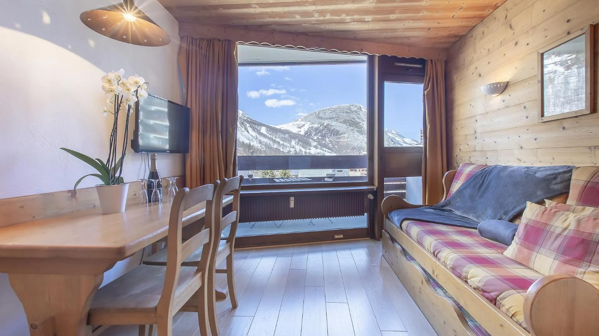 Residence Les Cimes - Val D'Isere 0*, Val-d'Isere